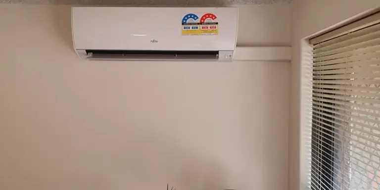 Fujitsu reverse cycle split system (WIFI) install